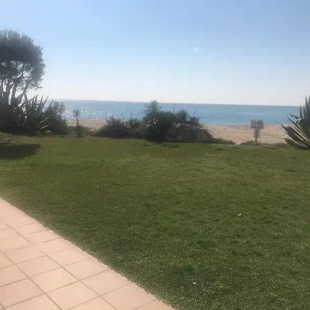 דירה Amazing In Front Of The Sea *
